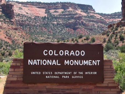 Entrance sign for Colorado National Monument